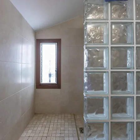 Drassanes Iii By Interhome Appartamento